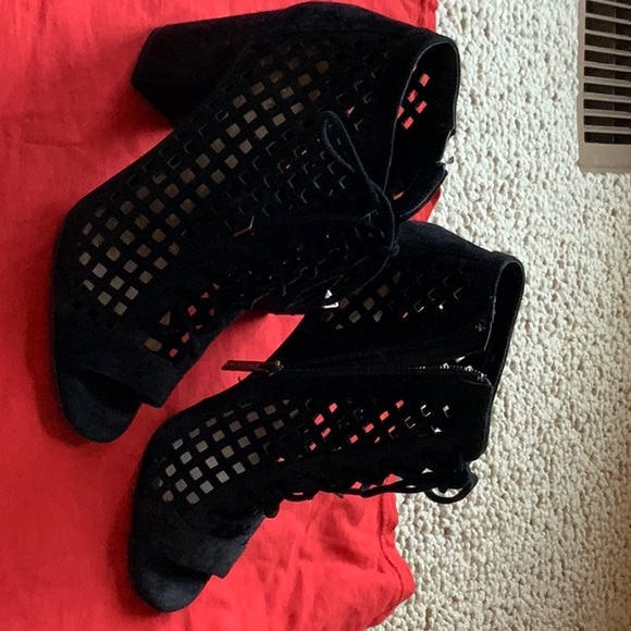 Gianni Bini Shoes - Gianni Bini Booties :)